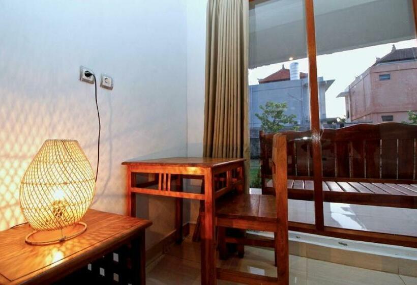 פנסיון Dega Gardens