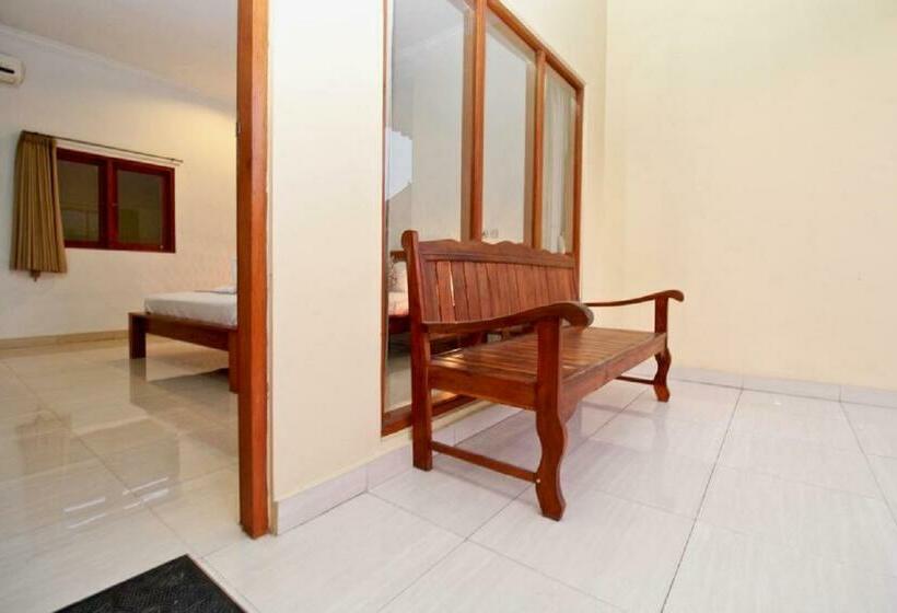 פנסיון Dega Gardens