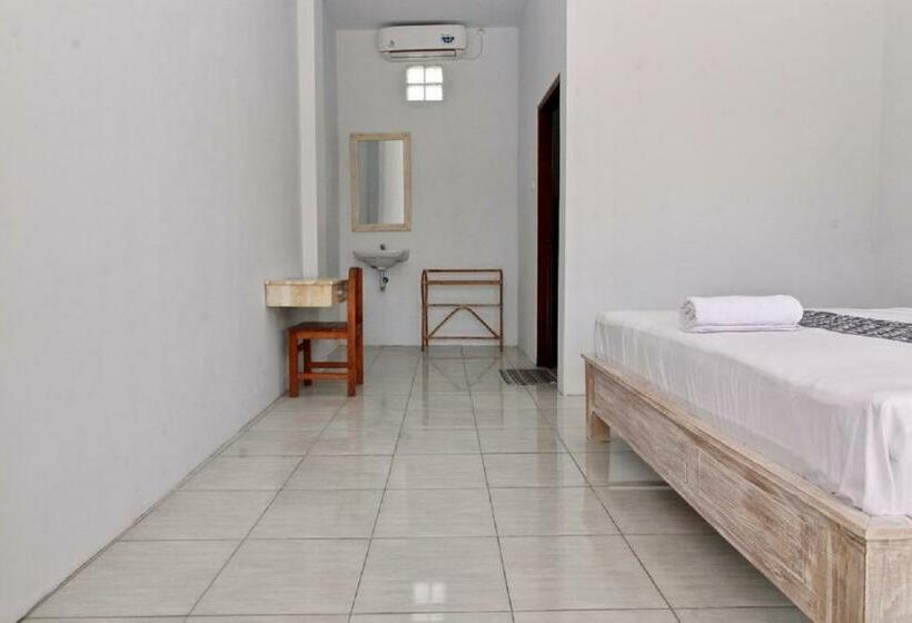 פנסיון Dega Gardens