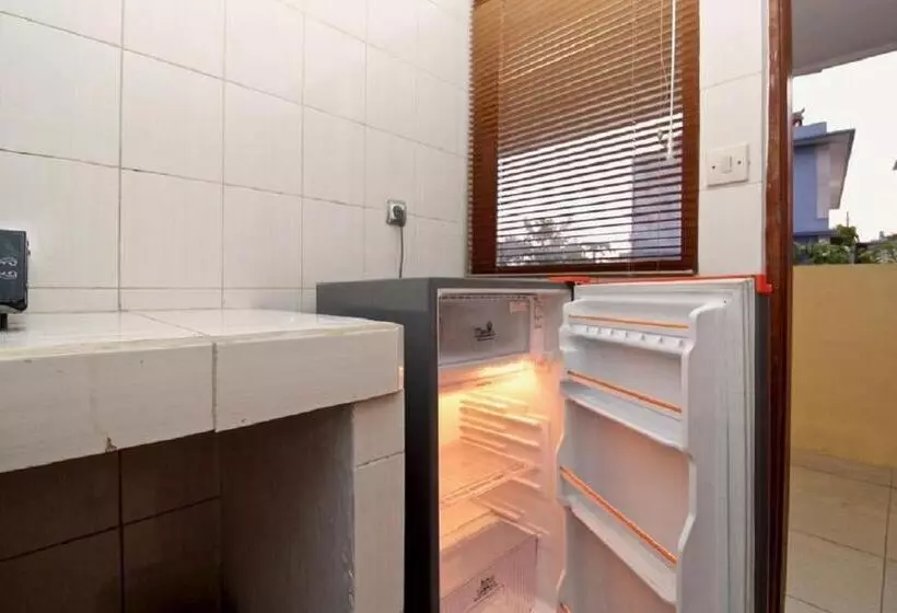 پانسیون Dega Gardens