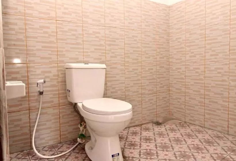 پانسیون Dega Gardens