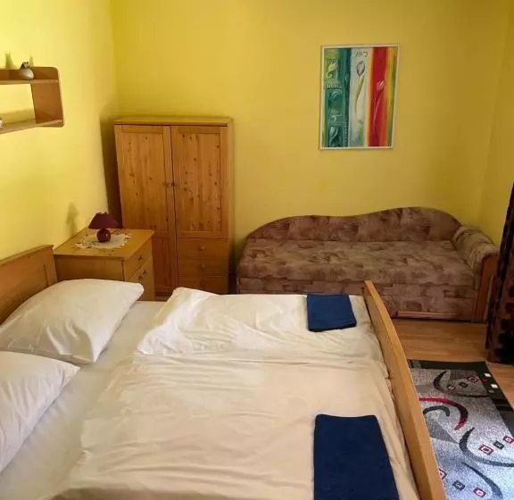 Majatalo Penzión Encián