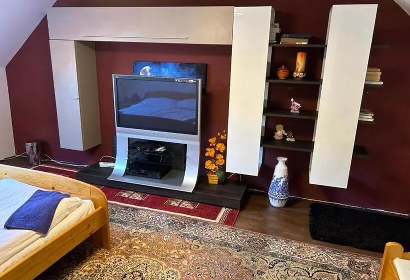 Majatalo Penzión Encián