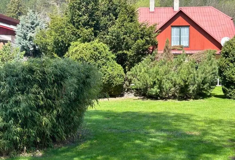 Majatalo Penzión Encián