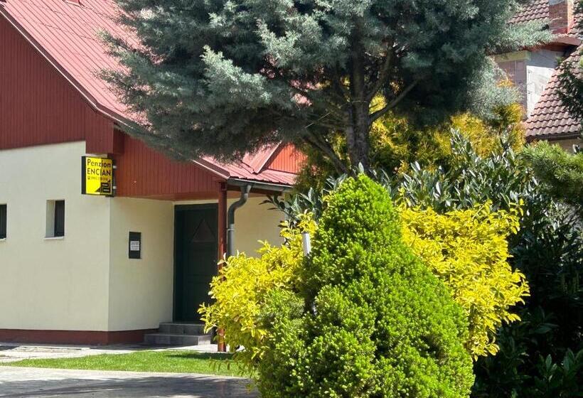 펜션 Penzión Encián