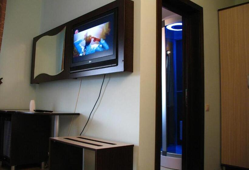 پانسیون Sun House