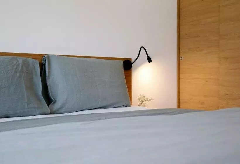 Majatalo Julias Guesthouse