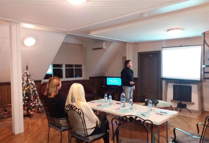 هاستل Sunrise Majutus