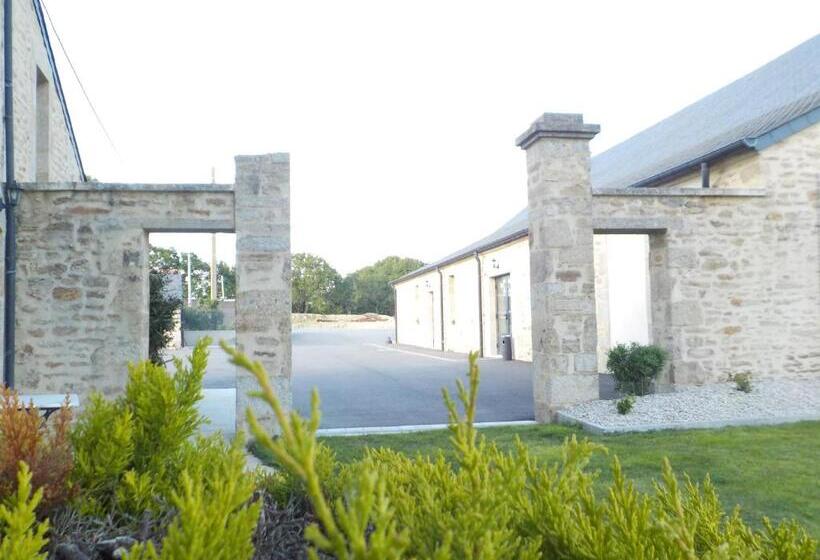 مبيت وإفطار Domaine De Kerbillec