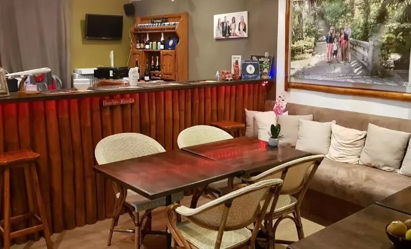 Aamiaismajoitus (B&B) Het Filipijns Slaaphuisje