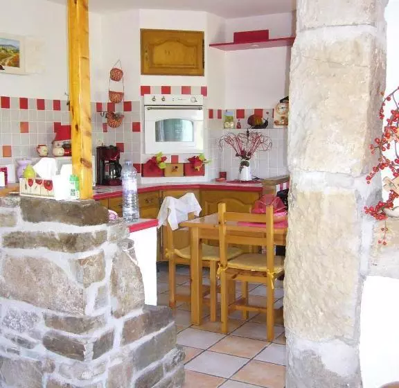 Aamiaismajoitus (B&B) La Vigne Des Heures Claires