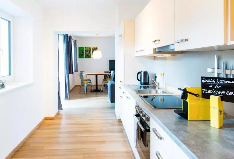 Fleischerei   Apartments, Cafe & Weinbar