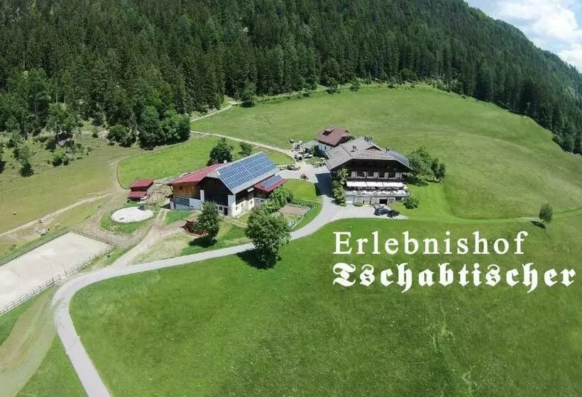 Hotelli Erlebnishof Tschabitscher