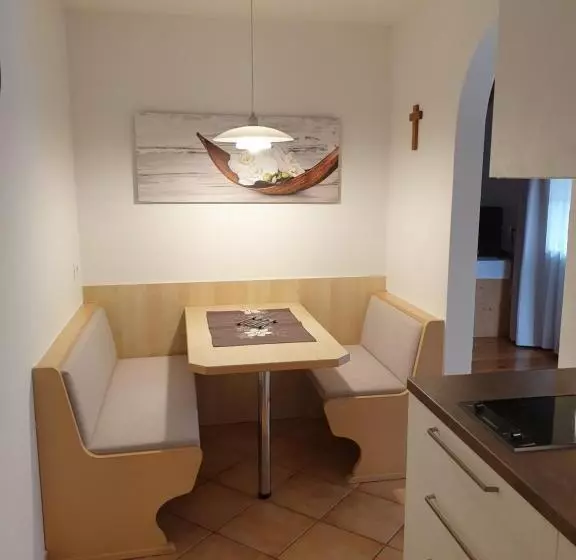 هتل Stockerhof