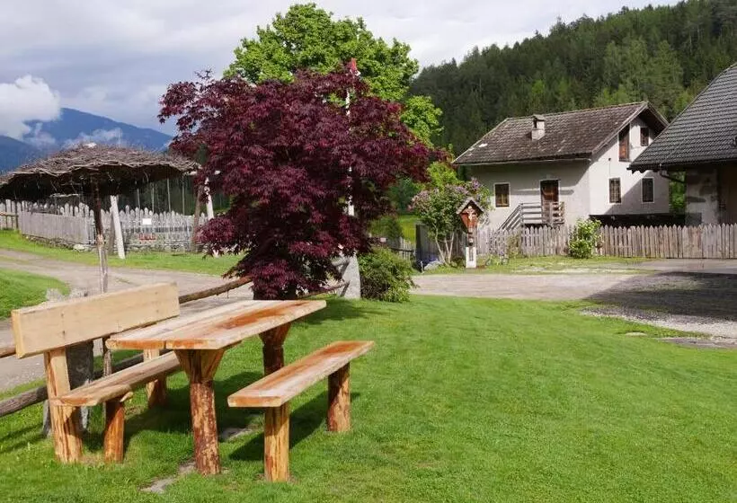 هتل Stockerhof