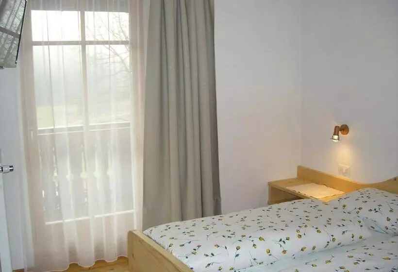 هتل Stockerhof