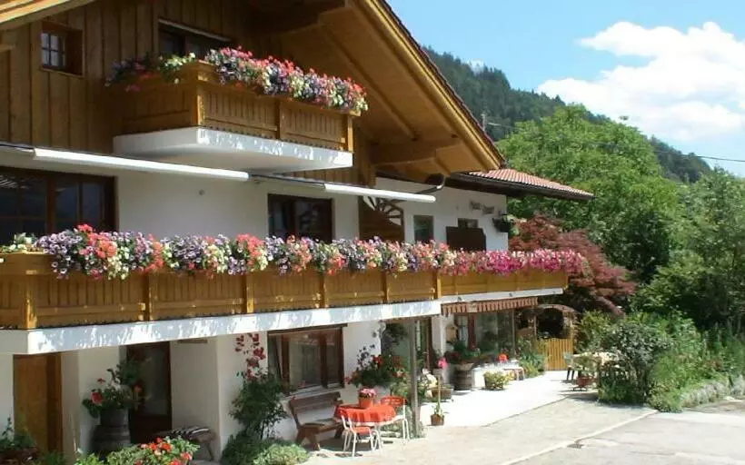 Majatalo Gästehaus Amort