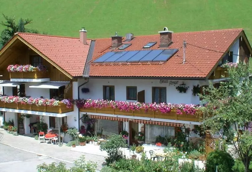 Majatalo Gästehaus Amort