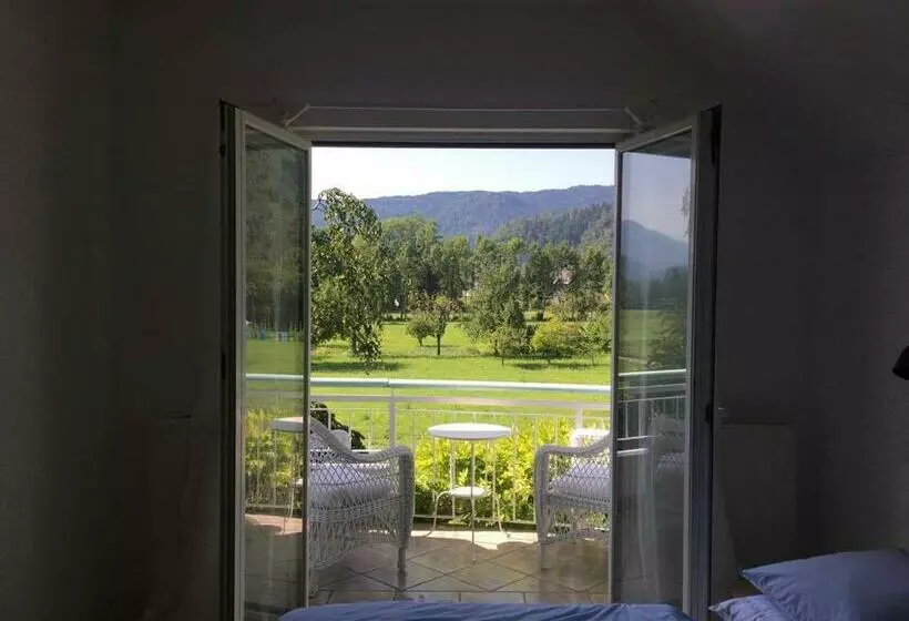 پانسیون Guest House Vitaja
