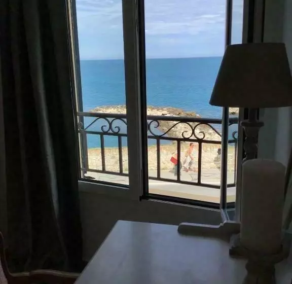 ペンション La Maisonette Antibes