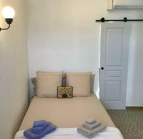 ペンション La Maisonette Antibes