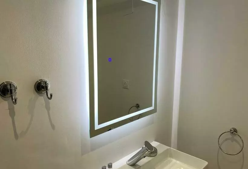 ペンション Nanterre Room