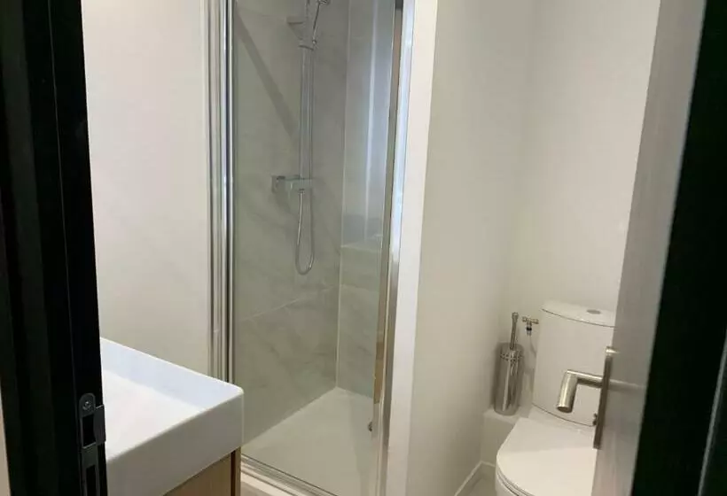 ペンション Nanterre Room