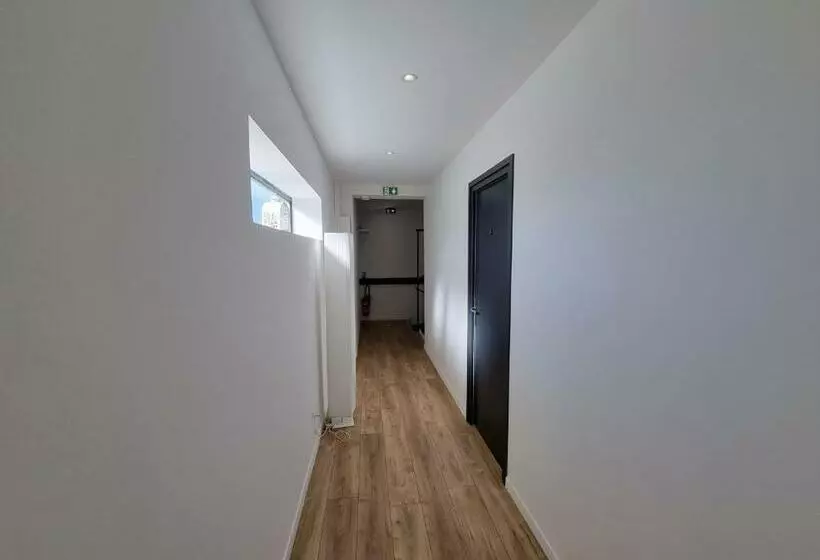 ペンション Nanterre Room