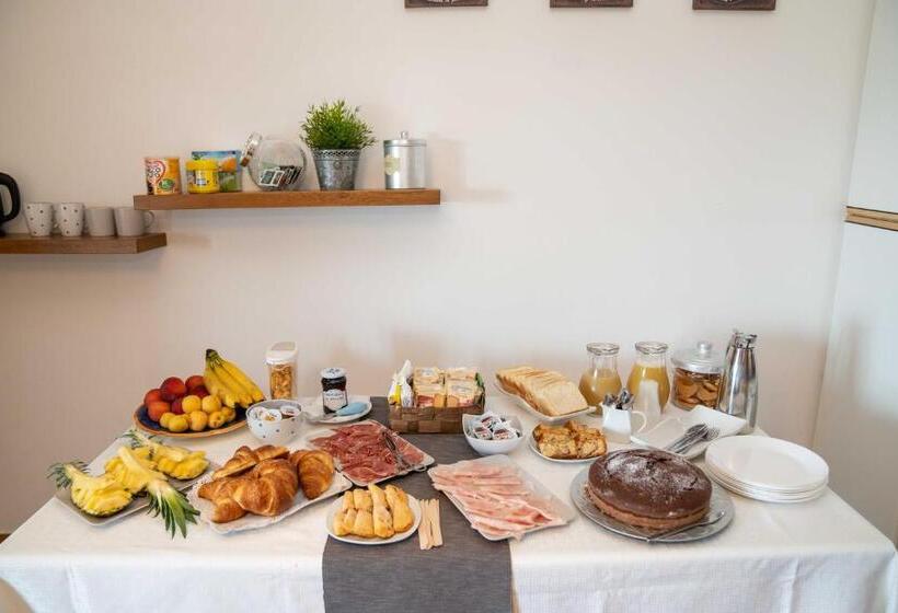 Queen S Bed & Breakfast