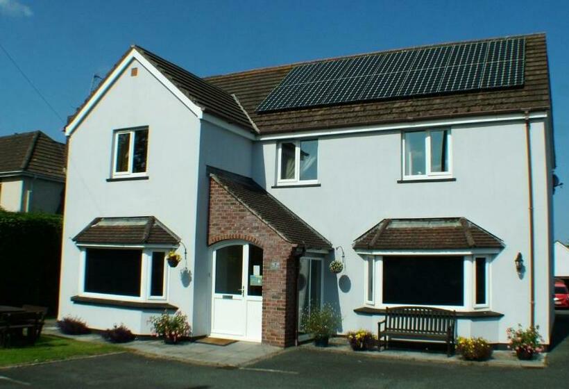 Tregenna Licenced Bed & Breakfast