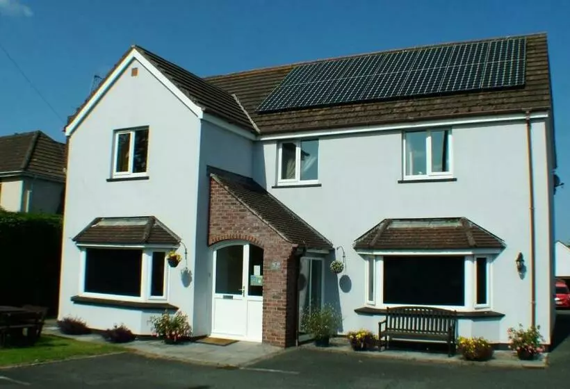 Tregenna Licenced Bed & Breakfast