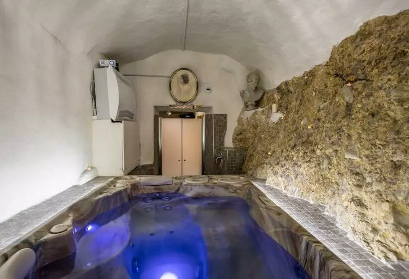 Aamiaismajoitus (B&B) La Bombonière & Spa