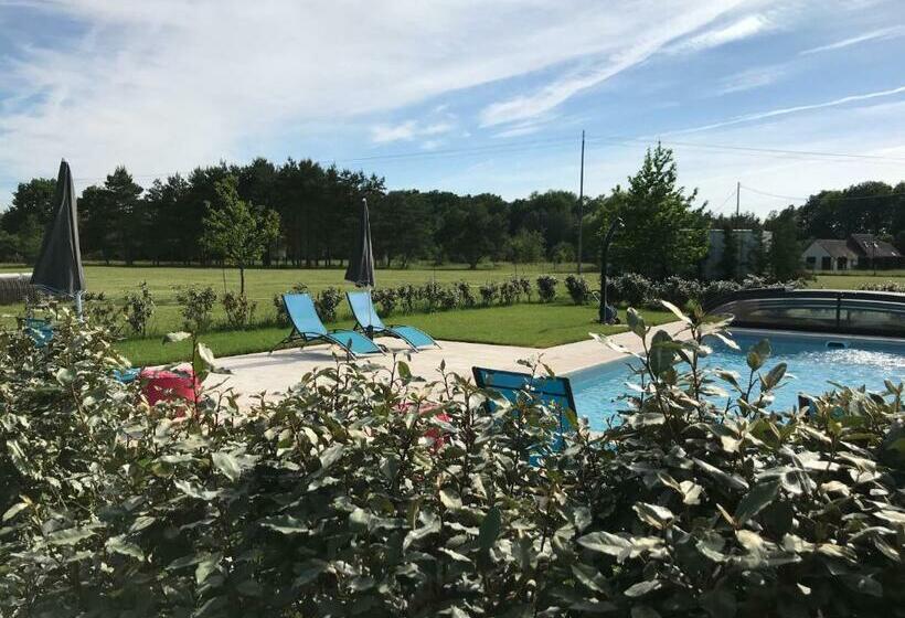 مبيت وإفطار La Levraudière