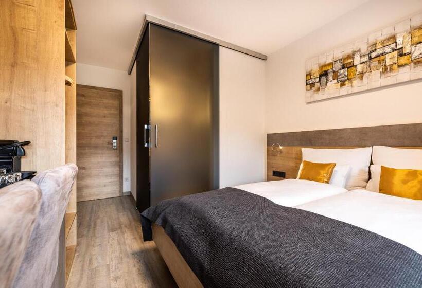 בית מלון כפרי Der Burgblick Adults Only