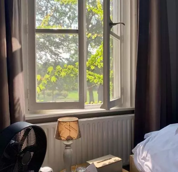 Hotelli Klooster Nieuwkerk Goirle