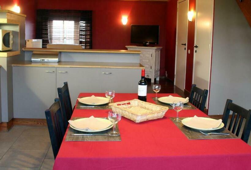 酒店 La Ferme Du Pré Charmant