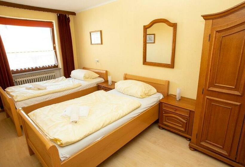 ペンション Zum Jean Bonnet