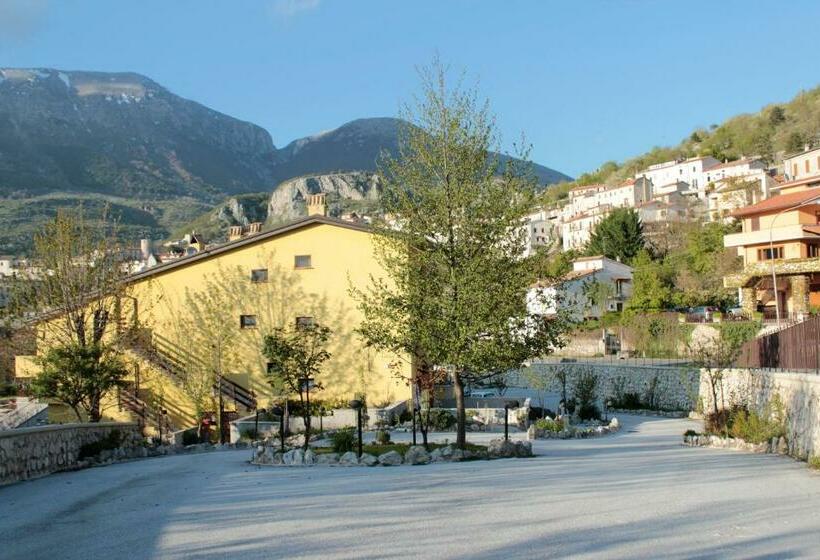 Residence Orto Di Venanzio