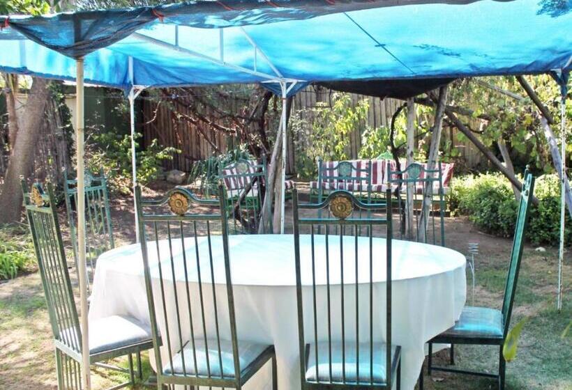 Bed and Breakfast Bun Clody Manor   Guest House & Coffee Shop