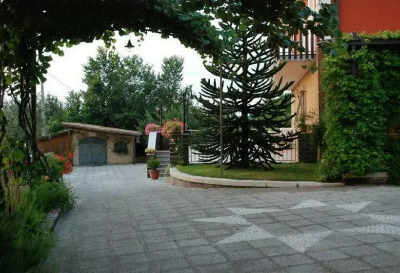 Aamiaismajoitus (B&B) La Casa Sull Aia,av
