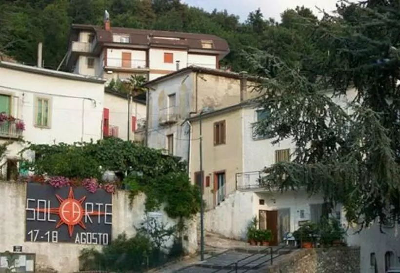 Aamiaismajoitus (B&B) La Casa Sull Aia,av