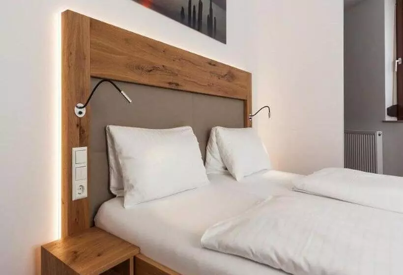 Hotelli Gasthaus Seeblick