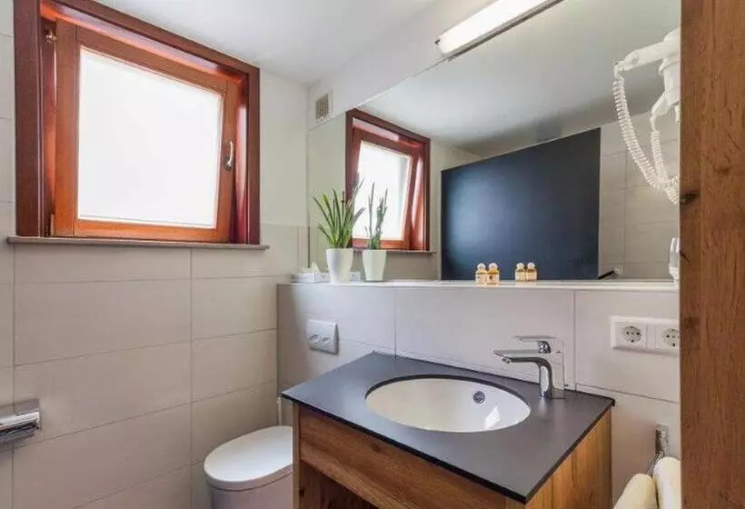 Hotelli Gasthaus Seeblick