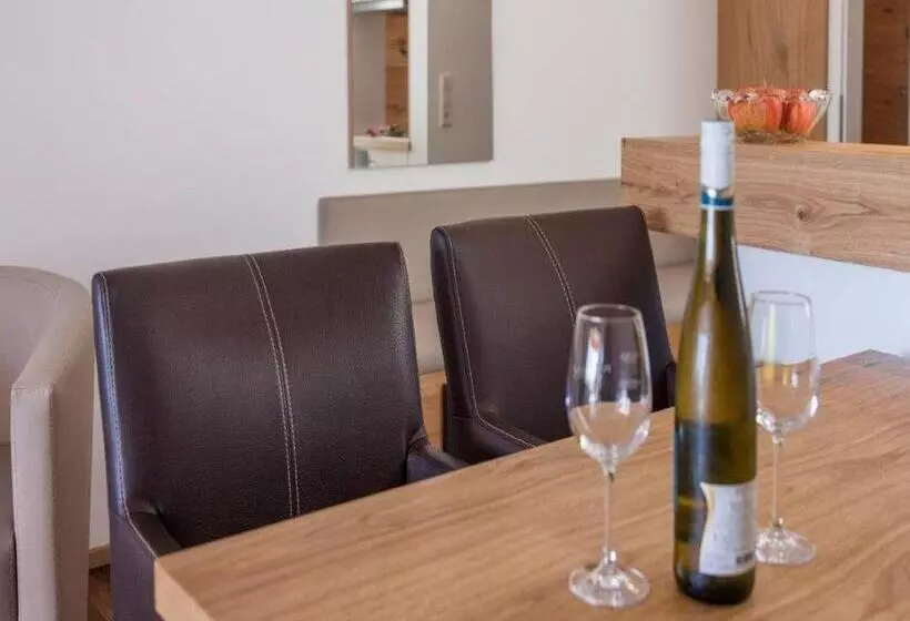 Hotelli Gasthaus Seeblick