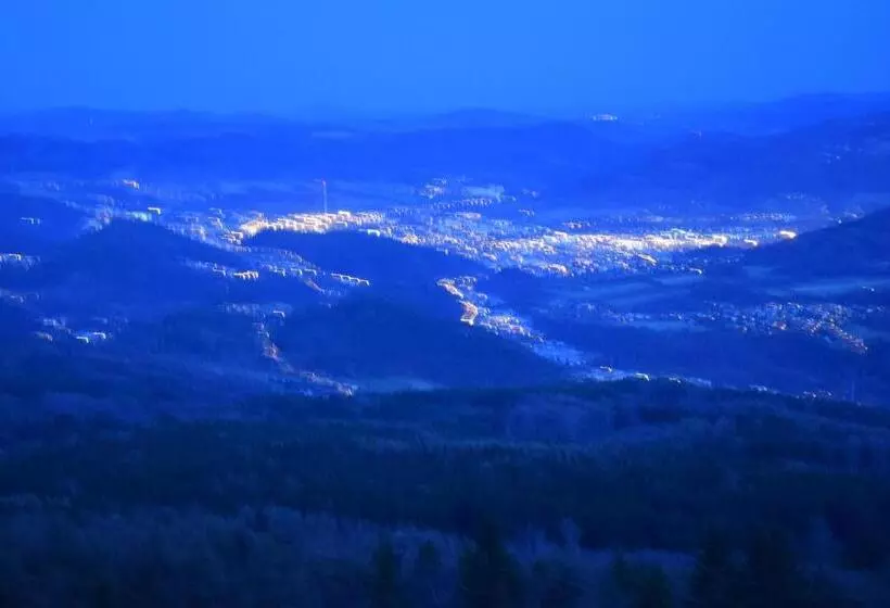 Majatalo Guest House Pod Rozhlednou