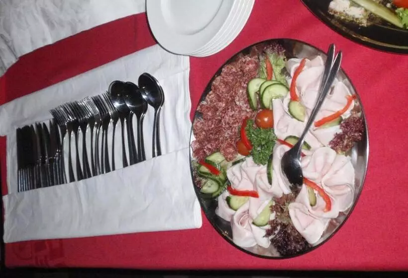 Majatalo Guest House Pod Rozhlednou