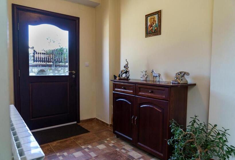 Пансион Guest House Tommy Bansko   Bachevo