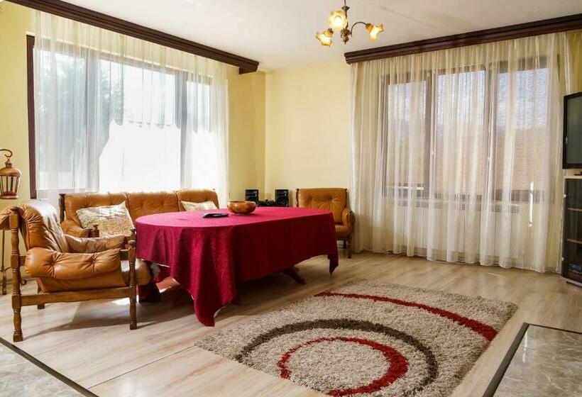 Пансион Guest House Tommy Bansko   Bachevo