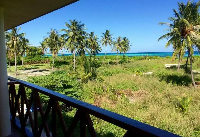 پانسیون Shamar Guesthouse & Dive