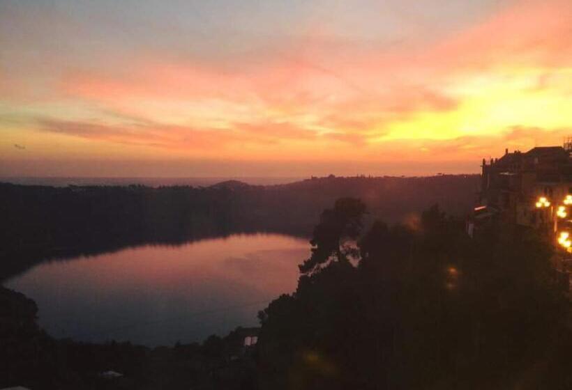 بنسيون Vistalago Guesthouse